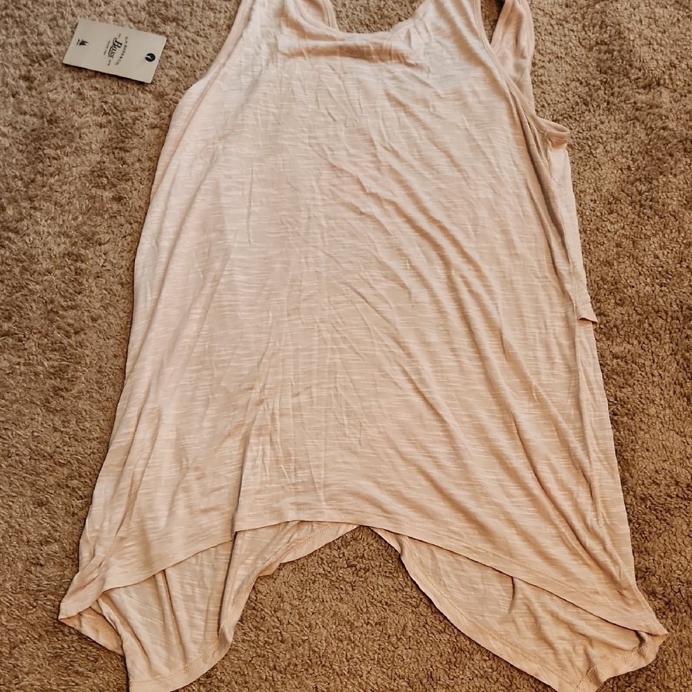 G.H. Bass & Co. Cream Asymmetrical Tank Top - Picture 5 of 5